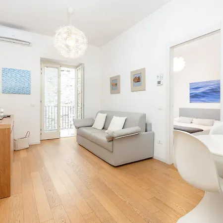 Centro I Belvedere 1 *